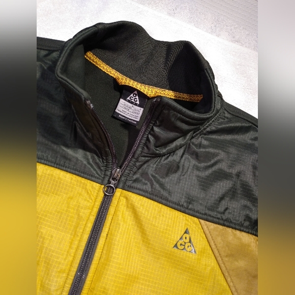 NIKE ACG Fit Therma Hybrid Nylon Polyester Forest Green Yellow tech gorp Jacket - Picture 3 of 16